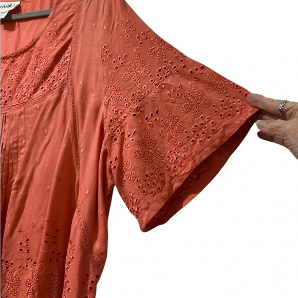 North Style Women's Coral Eyelet Top - Picture 4 of 9